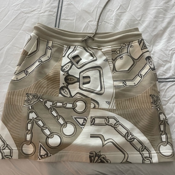 SOLD!! 🍊Hermes Skirt Size 36 - Picture 4 of 6